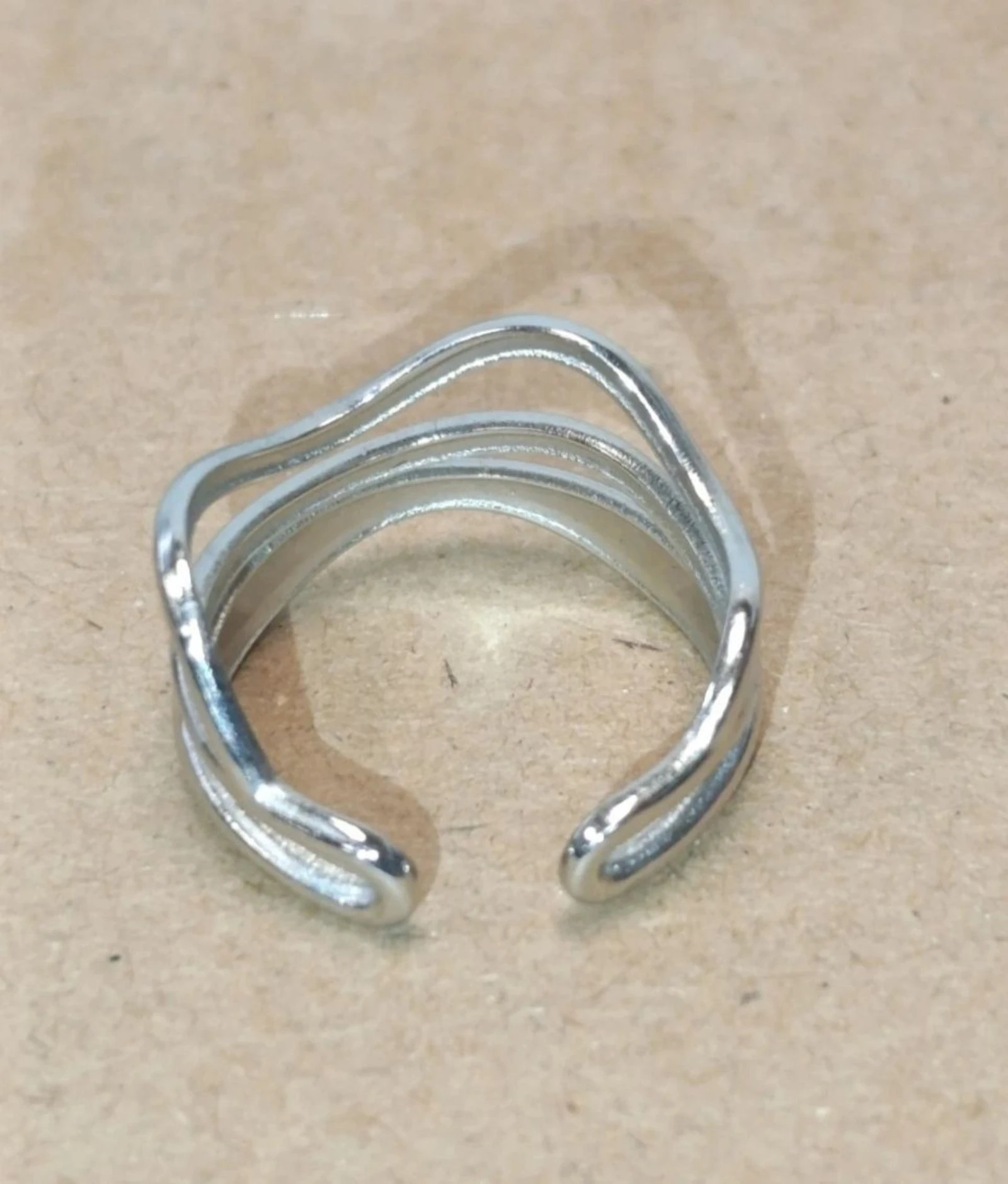 Anillo acero plateado abierto talla 7 Triondulacion – photo 3